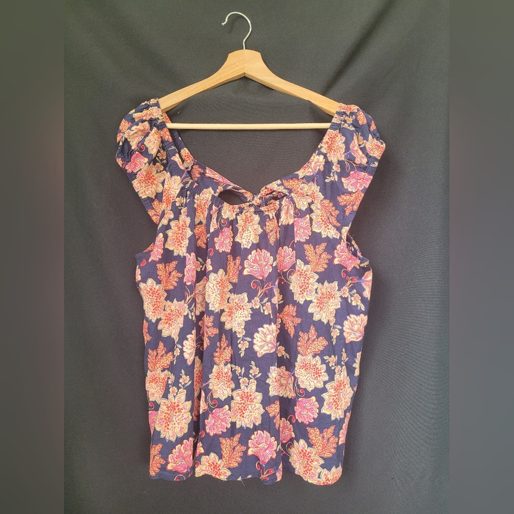 2 For $20 Old Navy Floral Sleeveless Top